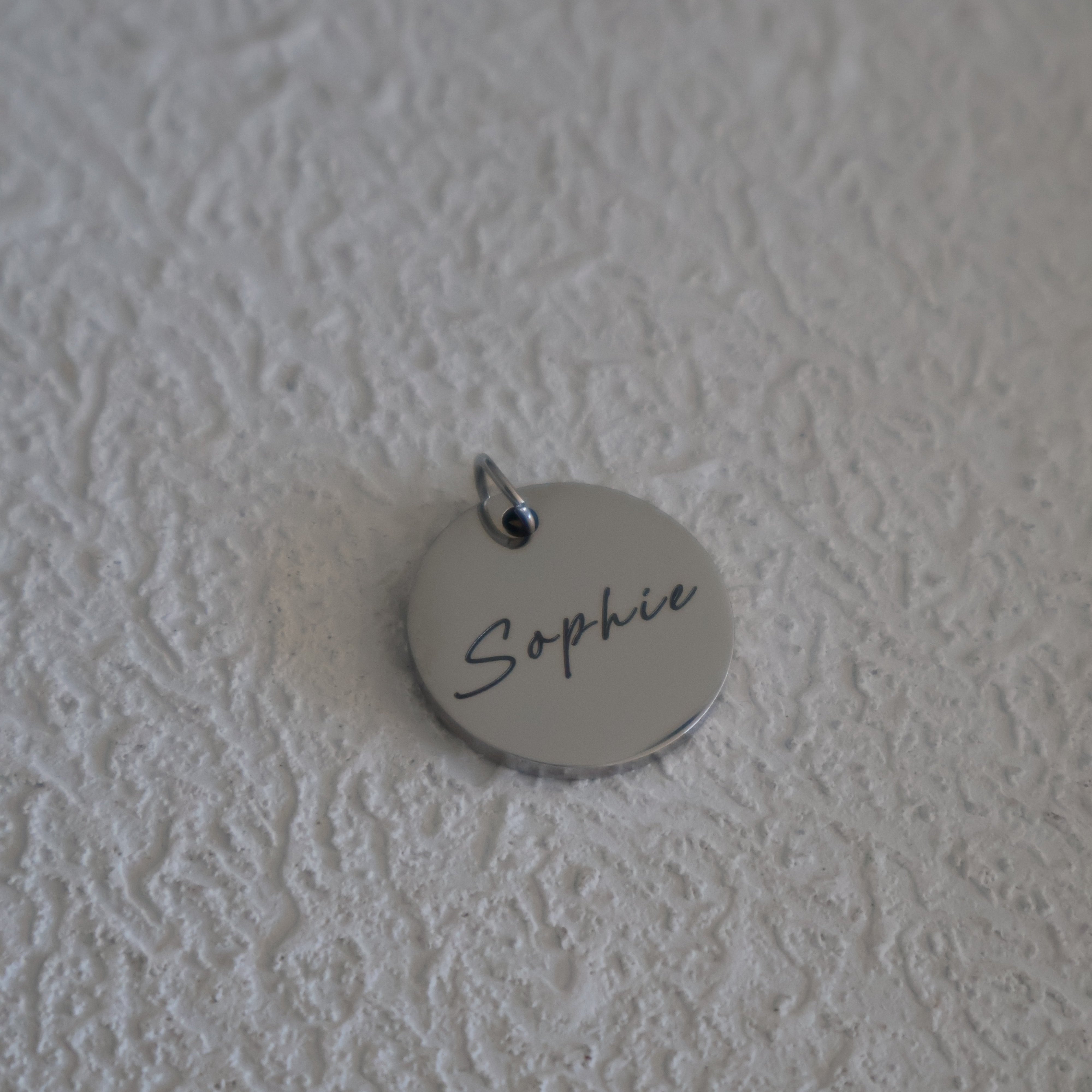 Individual Medium Pendant