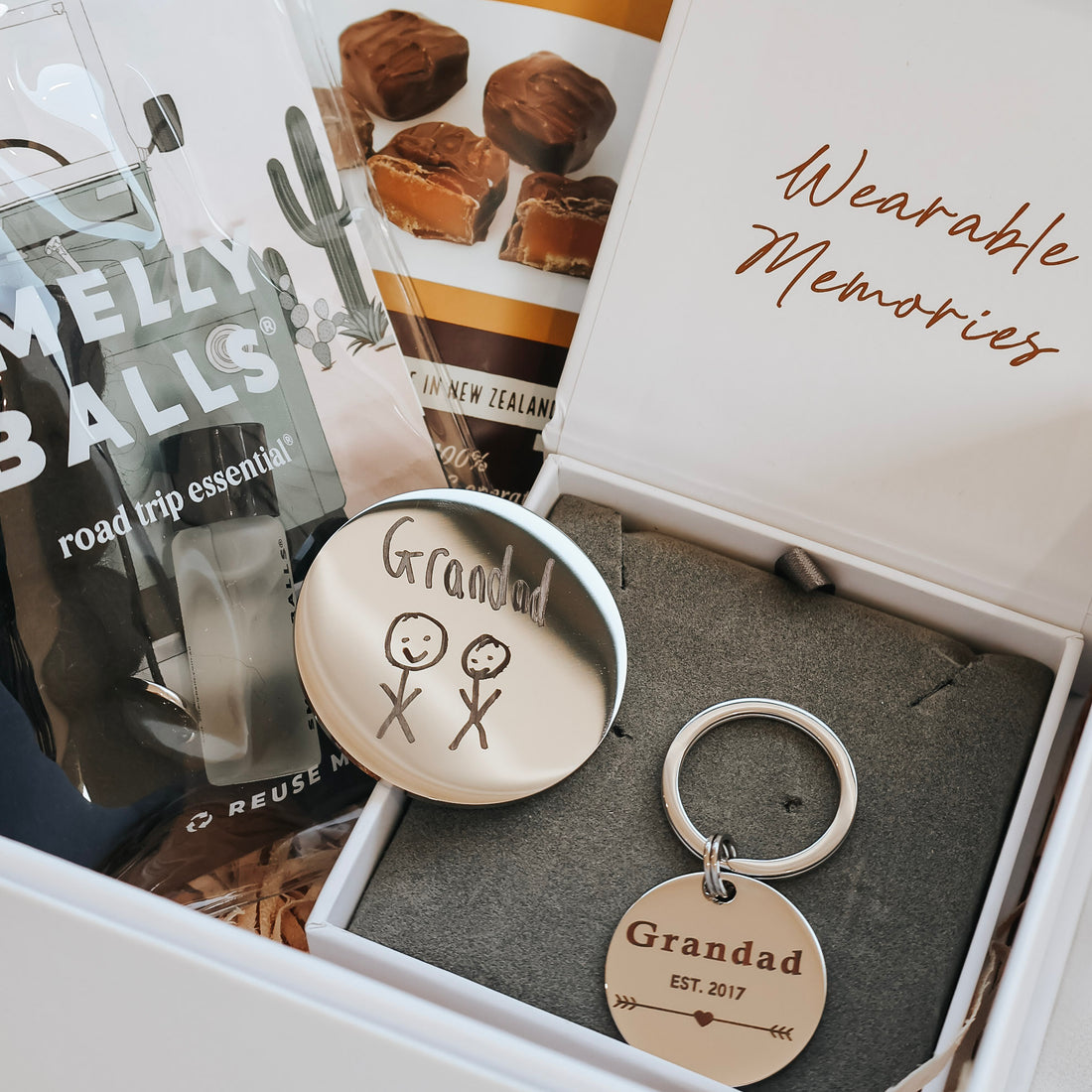 2025 Father's Day Giftbox (with real drawings)