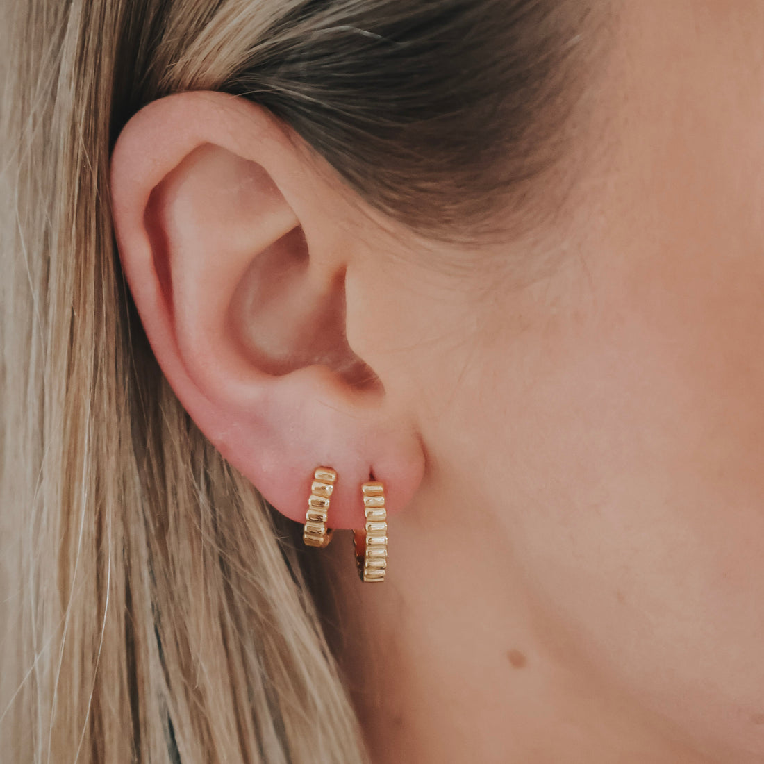 Ribbed Hoops