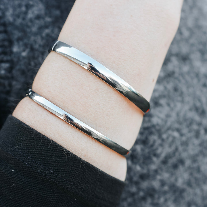 MIxed Size Oval Bangle