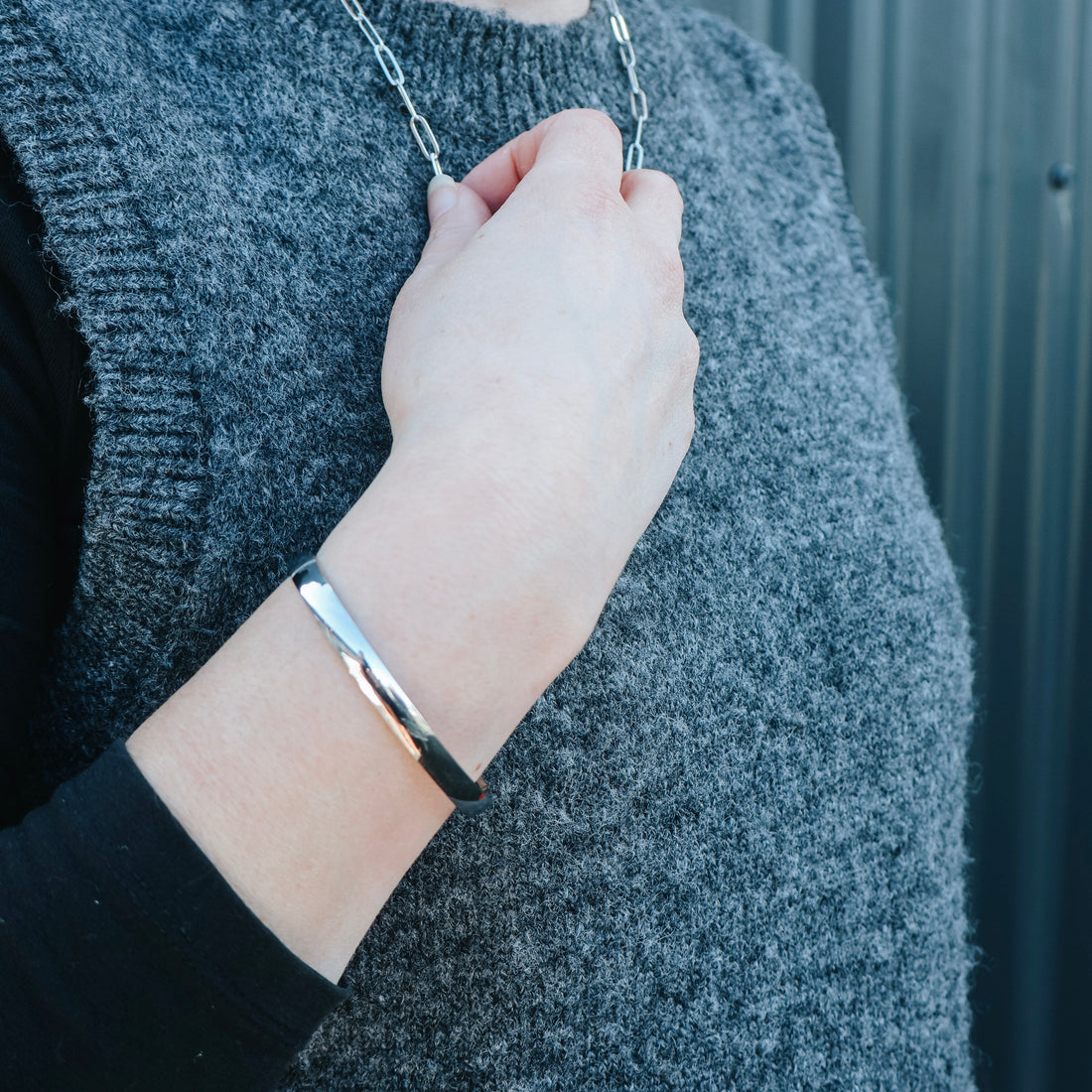 6mm Oval Bangle (wider)