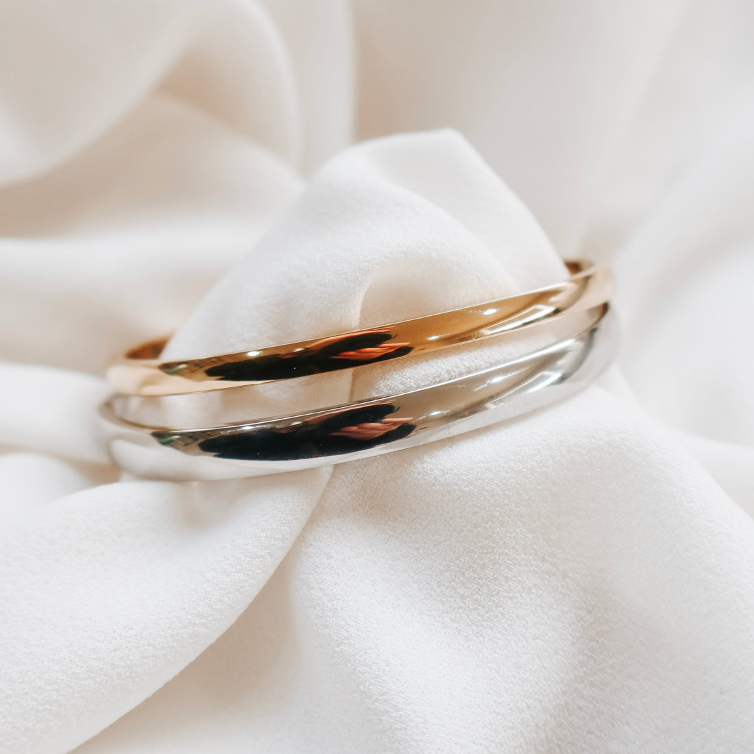 6mm Oval Bangle (wider)